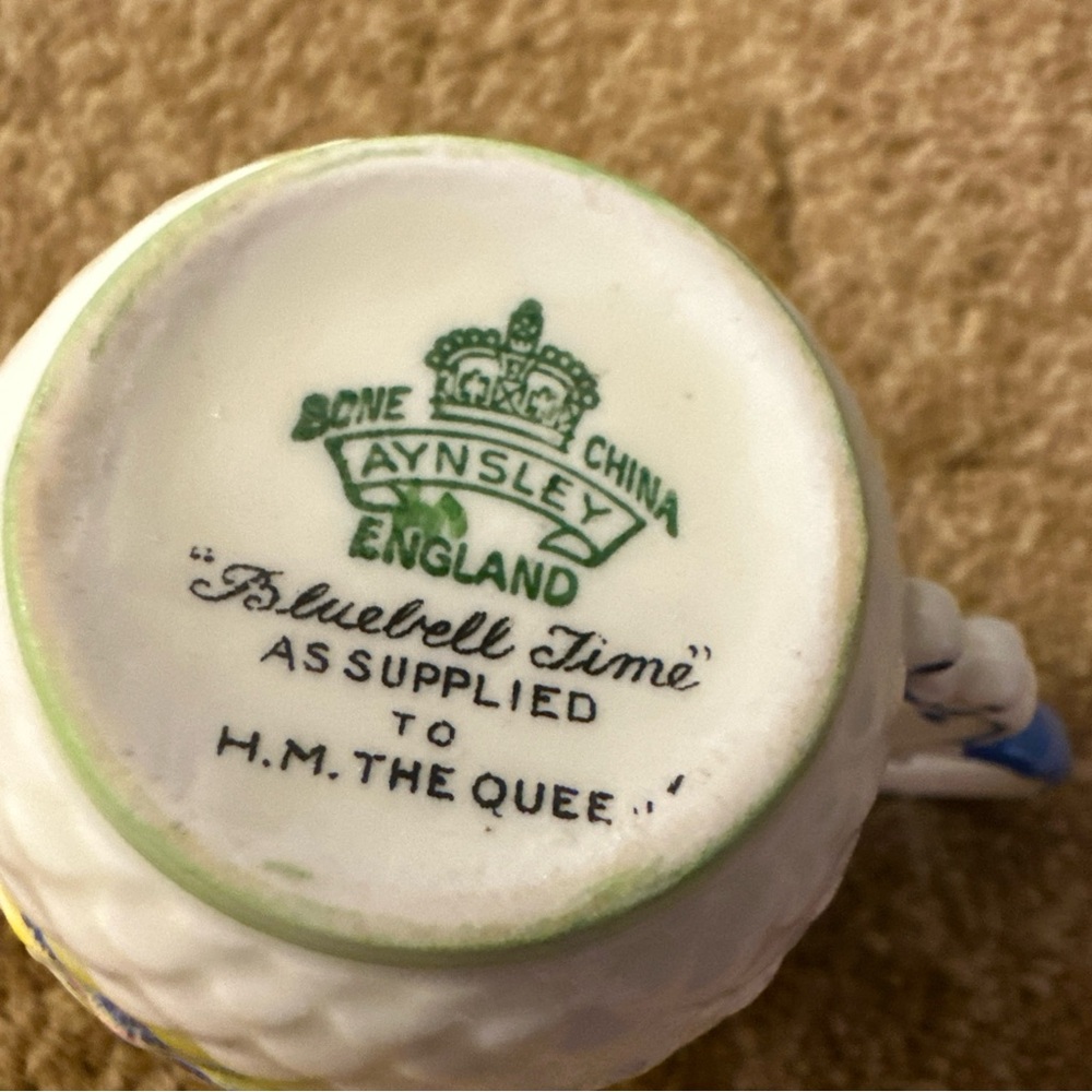 Aynsley England Bluebell Time “H.M. The Queen Creamer - Picture 8 of 9